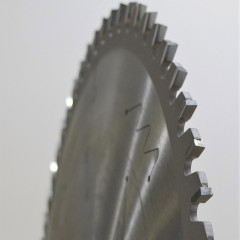 https://www.sistemiklein.com/6199/lame-circolari-universali-hw.jpg