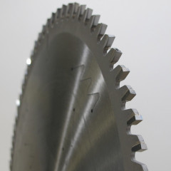 https://www.sistemiklein.com/6201/lame-circolari-universali-hw.jpg
