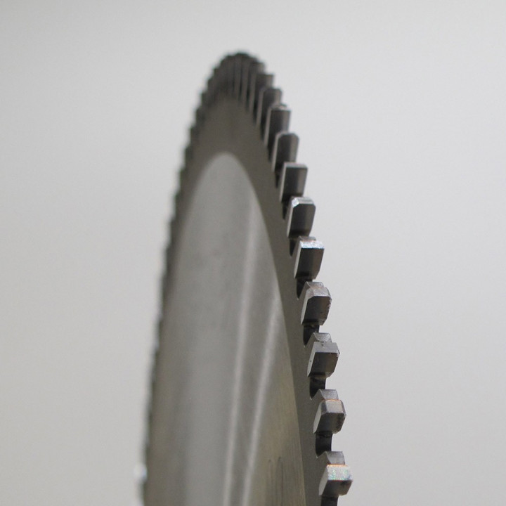 https://www.sistemiklein.com/6229/lame-circolari-hw-per-pannelli-bilaminati-extracut.jpg
