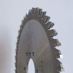 https://www.sistemiklein.com/6246/lame-circolari-hw-per-centri-di-lavoro.jpg