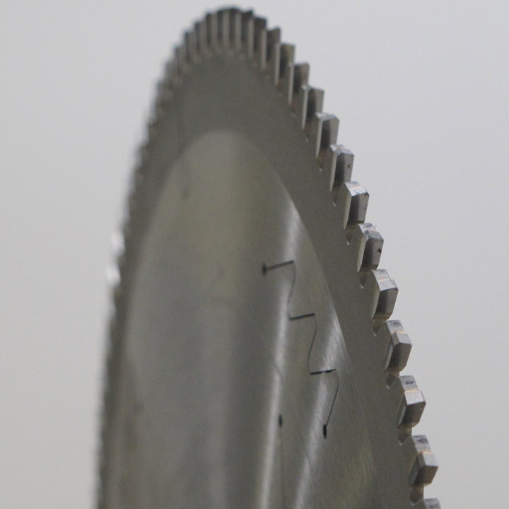 https://www.sistemiklein.com/6286/lame-circolari-hw-per-plexiglass.jpg
